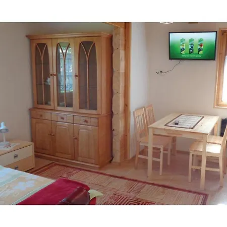 Two-bedroom Holiday In بيت للعطل *
